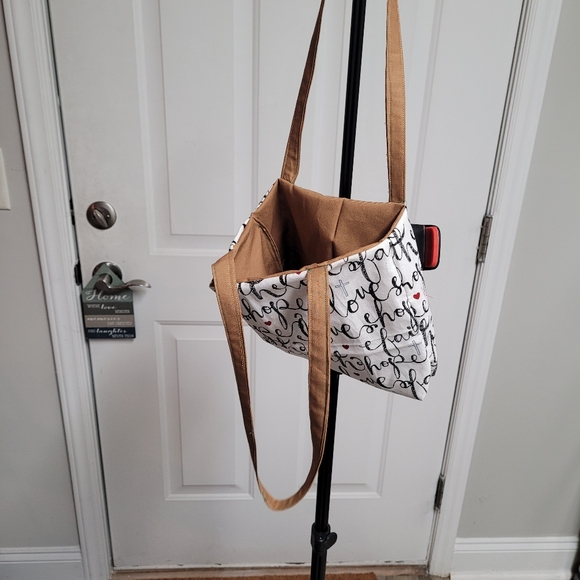 DCNC Faith & Hope Black & White Tote - Picture 3 of 13